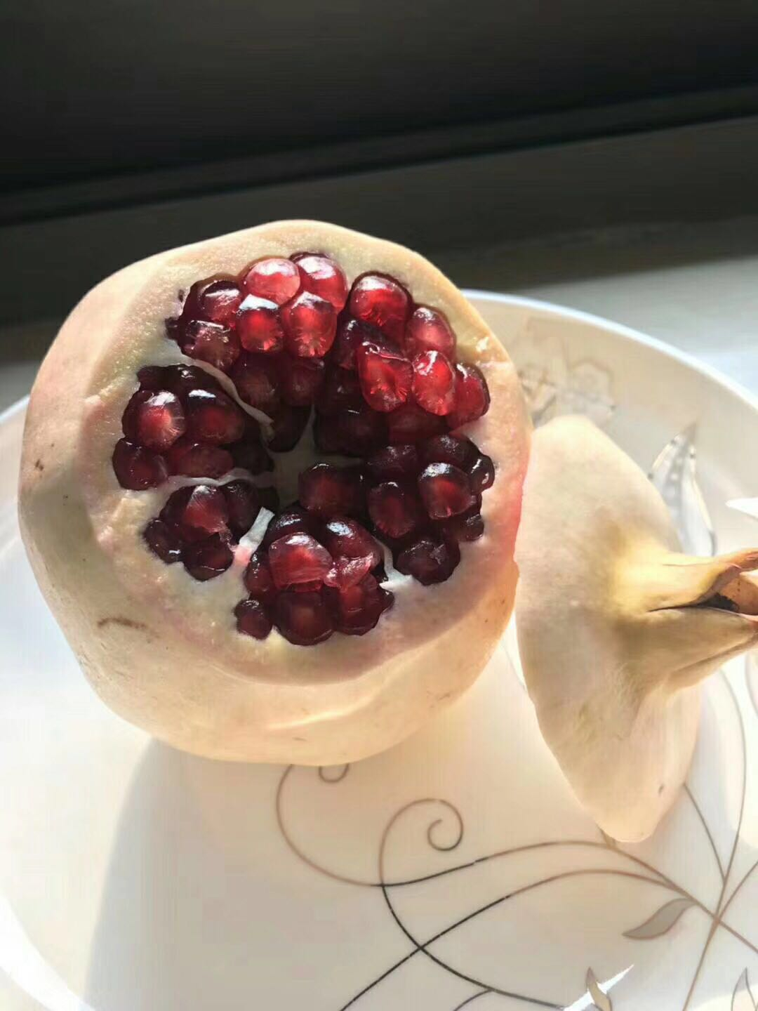 石榴正当季 营养价值高缩略图