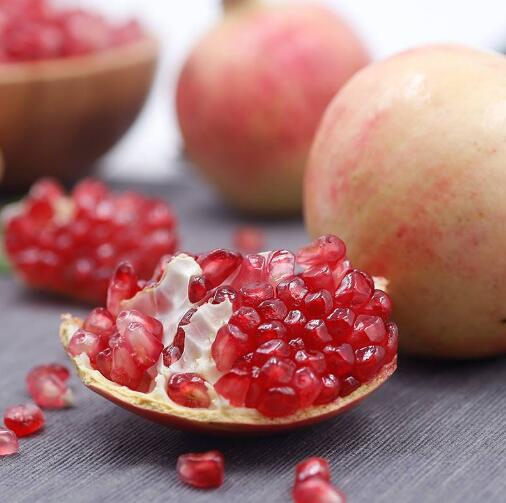 多吃石榴可以美容养颜缩略图