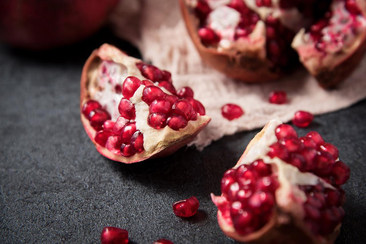 古丝绸之路盛开的石榴缩略图