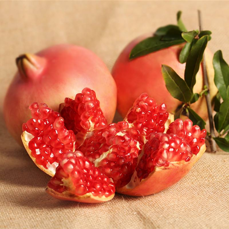 临潼石榴品种大果黑籽甜石榴缩略图